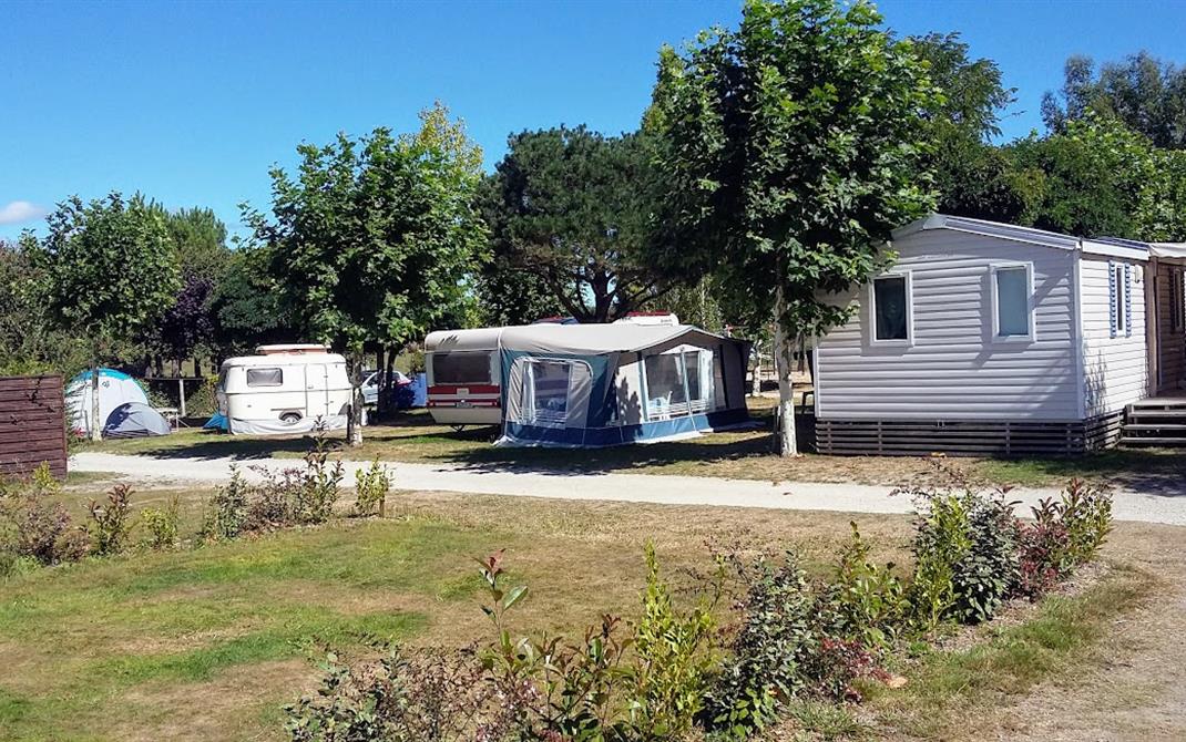 Camping Locmariaquer Camping calme et familial sur le Golfe du Morbihan - Camping de La Tour - Locmariaquer