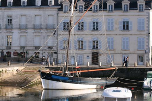 Vannes proche Camping Locmariaquer  - Camping de La Tour - Locmariaquer