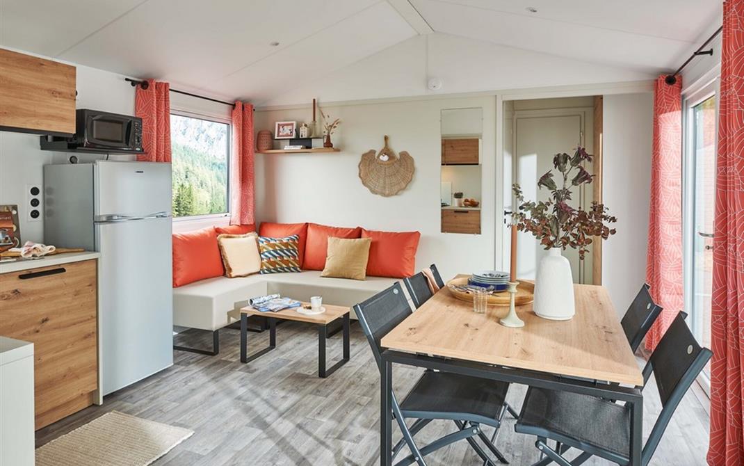 Mobile-home avec une belle pièce à vivre - Camping de la tour - Camping de La Tour - Locmariaquer